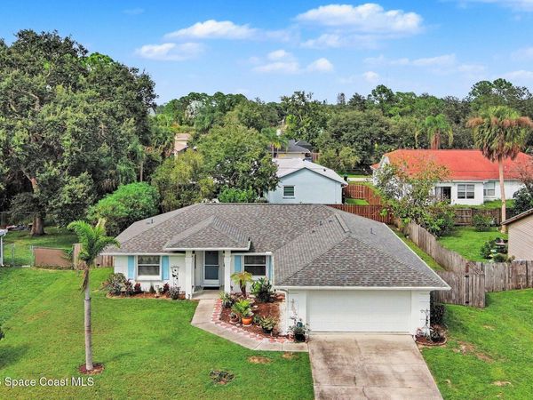 353 NW Rheine Road NW, Palm Bay, FL 32907