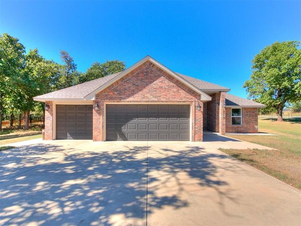 2006 Ethans Roar Road, Blanchard, OK 73010