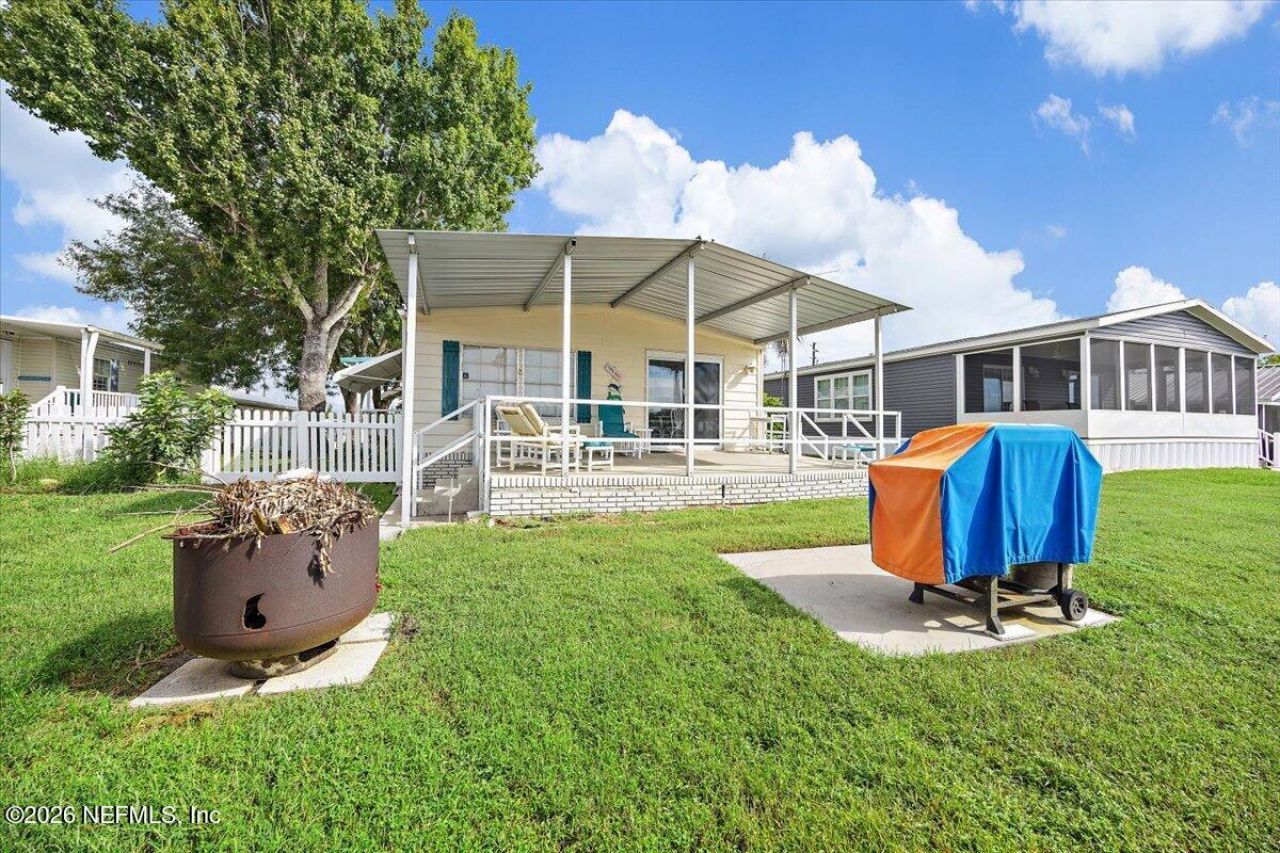 232 Sportsman Drive, Welaka, FL 32193 Photo
