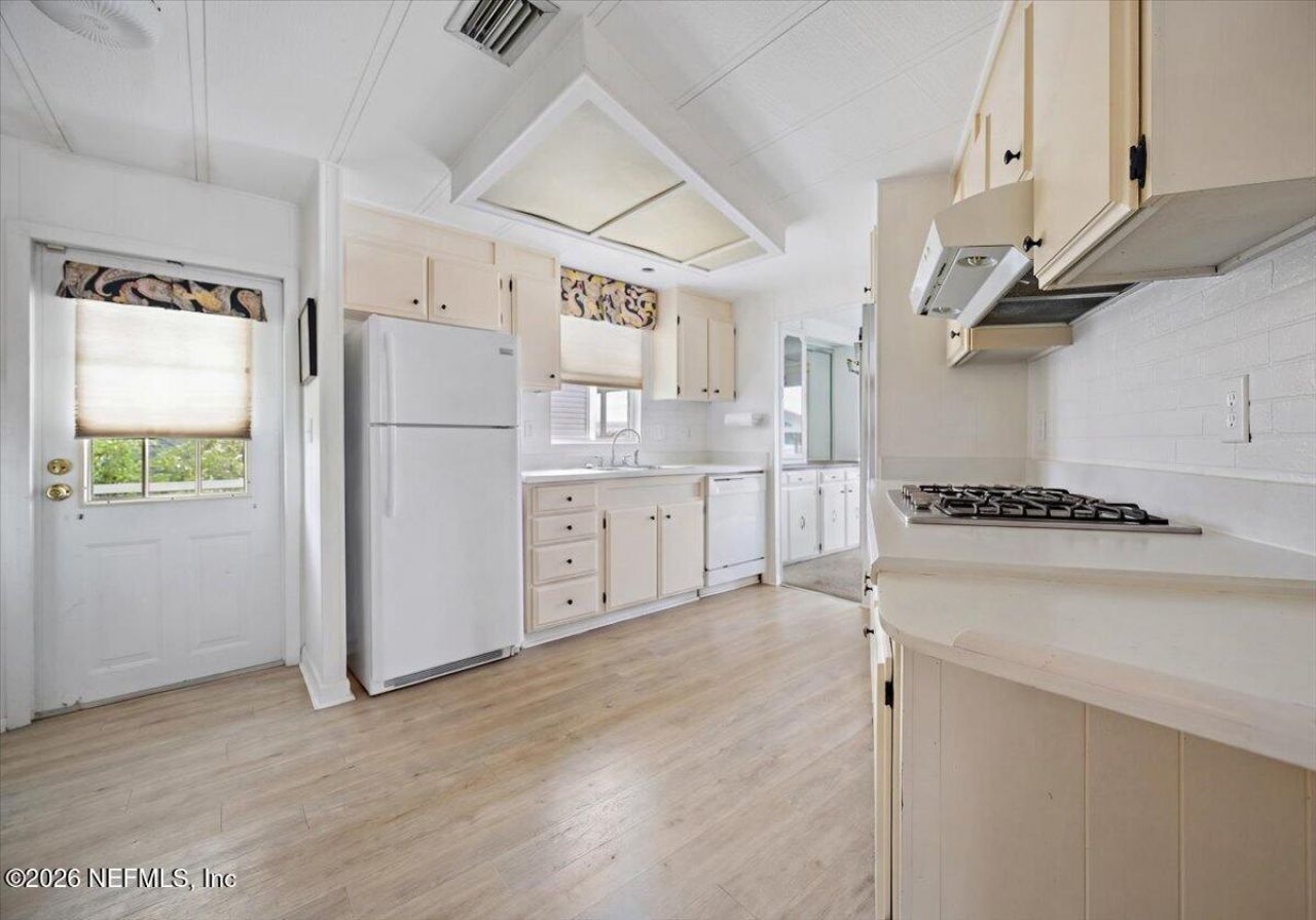 232 Sportsman Drive, Welaka, FL 32193 Photo