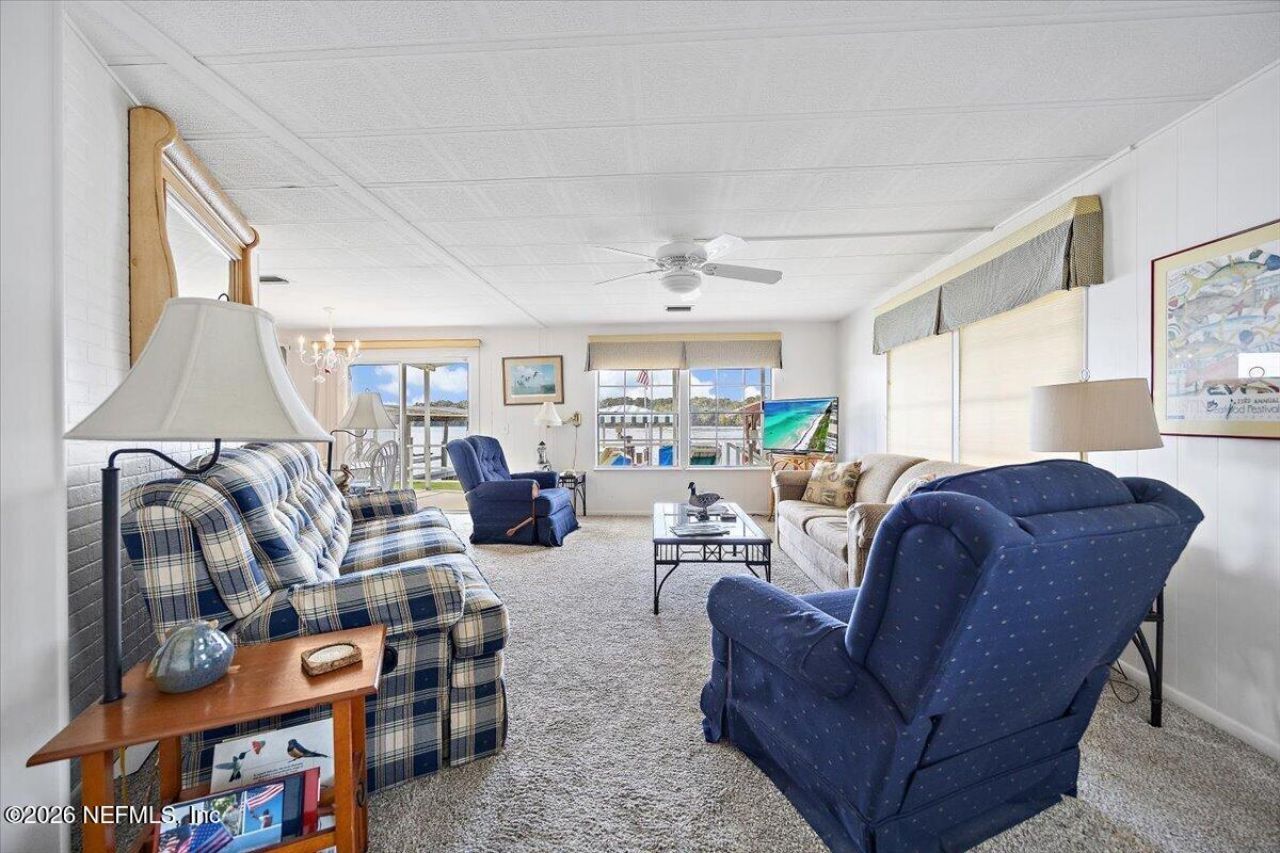 232 Sportsman Drive, Welaka, FL 32193 Photo