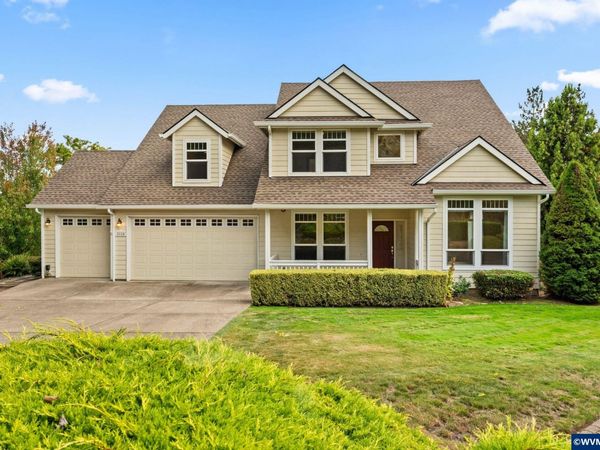 2624 SW Brooklane Dr, Corvallis, OR 97333
