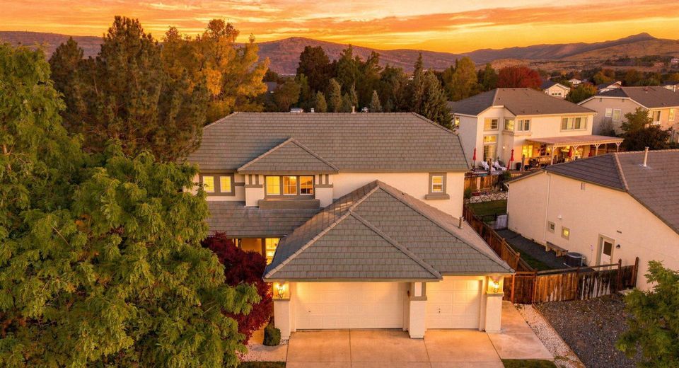 6758 Runnymede Drive, Sparks, NV 89436 Photo
