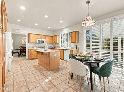 6758 Runnymede Drive, Sparks, NV 89436 Photo