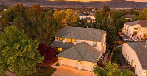 6758 Runnymede Drive, Sparks, NV 89436 Photo