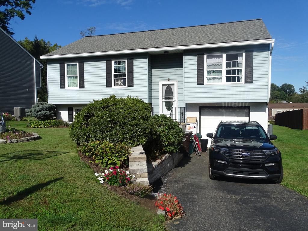 35 ALANS LANE , BOYERTOWN, PA 19512