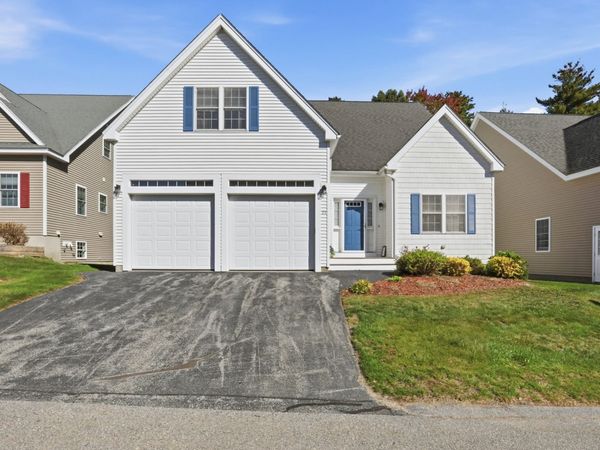 23 Dickens Ln, Tyngsborough, MA 01879