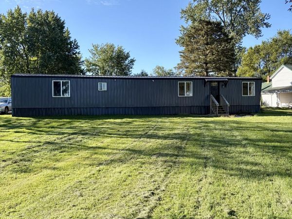 1099 E Kingscreek Road, Urbana, OH 43078