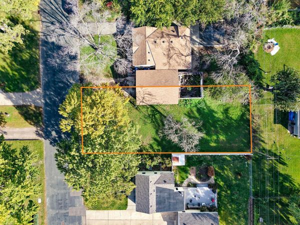 9211 Columbus Avenue S, Bloomington, MN 55420