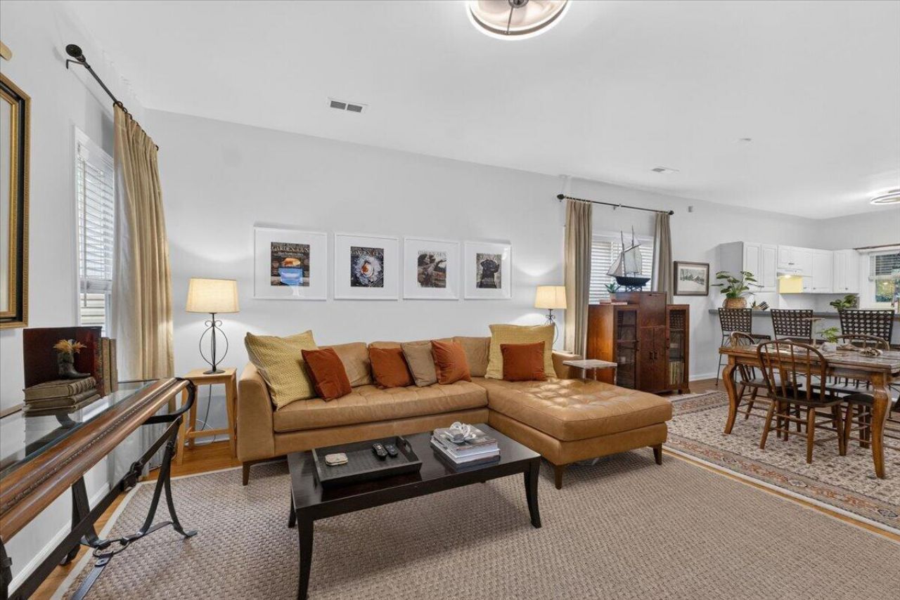 1525 Little Rock Boulevard Photo 10