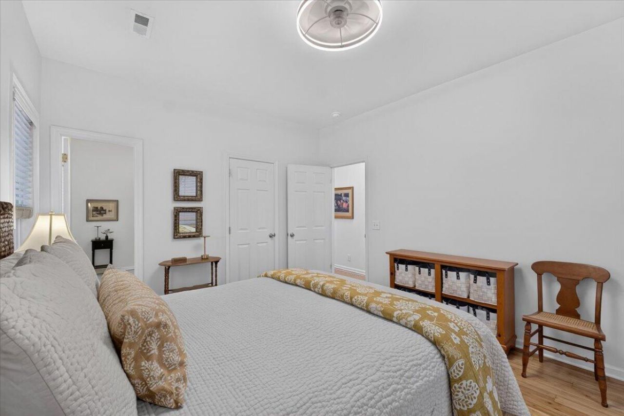 1525 Little Rock Boulevard Photo 23