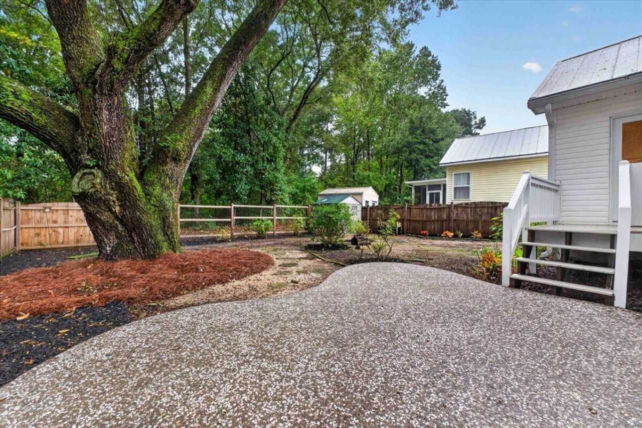 1525 Little Rock Boulevard Photo 35