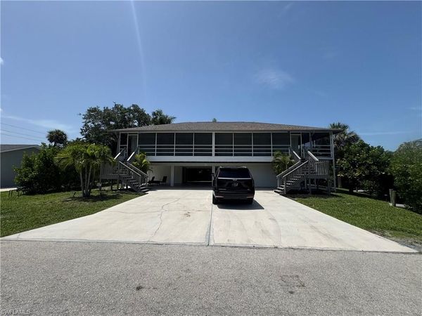 27589 Imperial Shores BLVD, BONITA SPRINGS, FL 34134