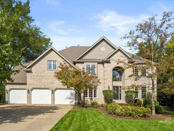 455 Flock Avenue, Naperville, IL 60565
