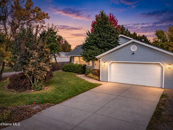 1163 E Miles AVE, Hayden, ID 83835
