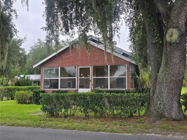 1801 W GRANFIELD AVENUE, PLANT CITY, FL 33563