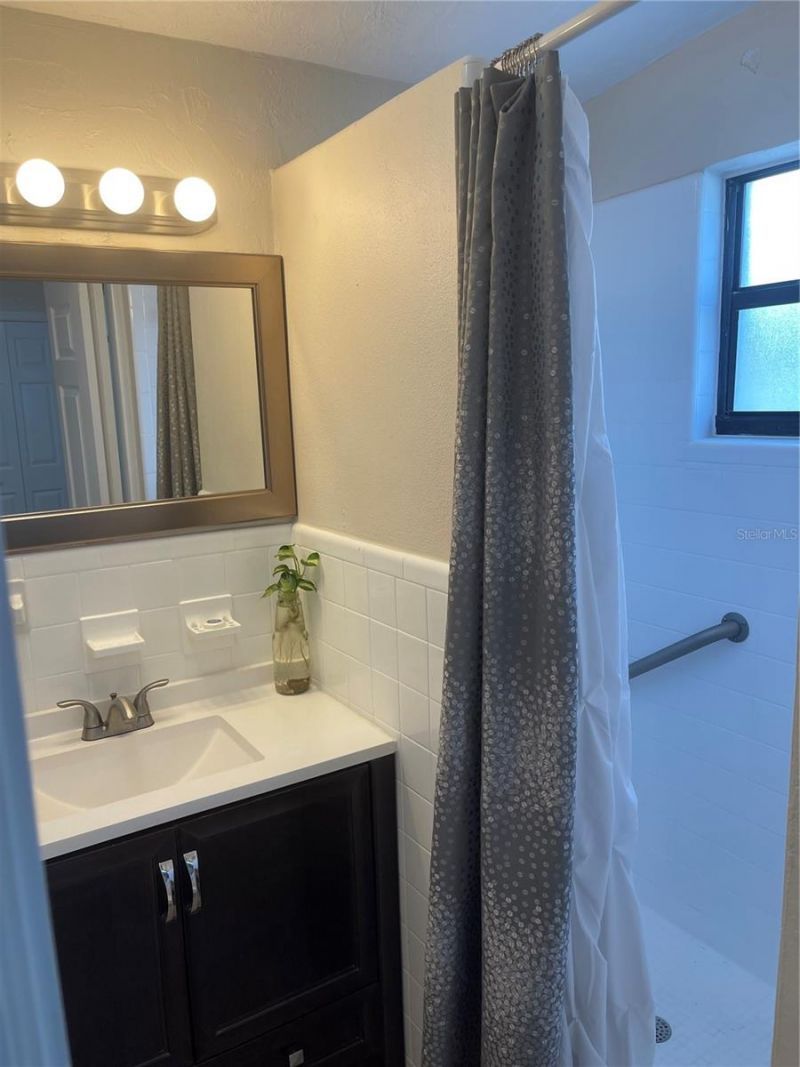 834 E 25th Avenue , New Smyrna Beach, FL 32169 Photo