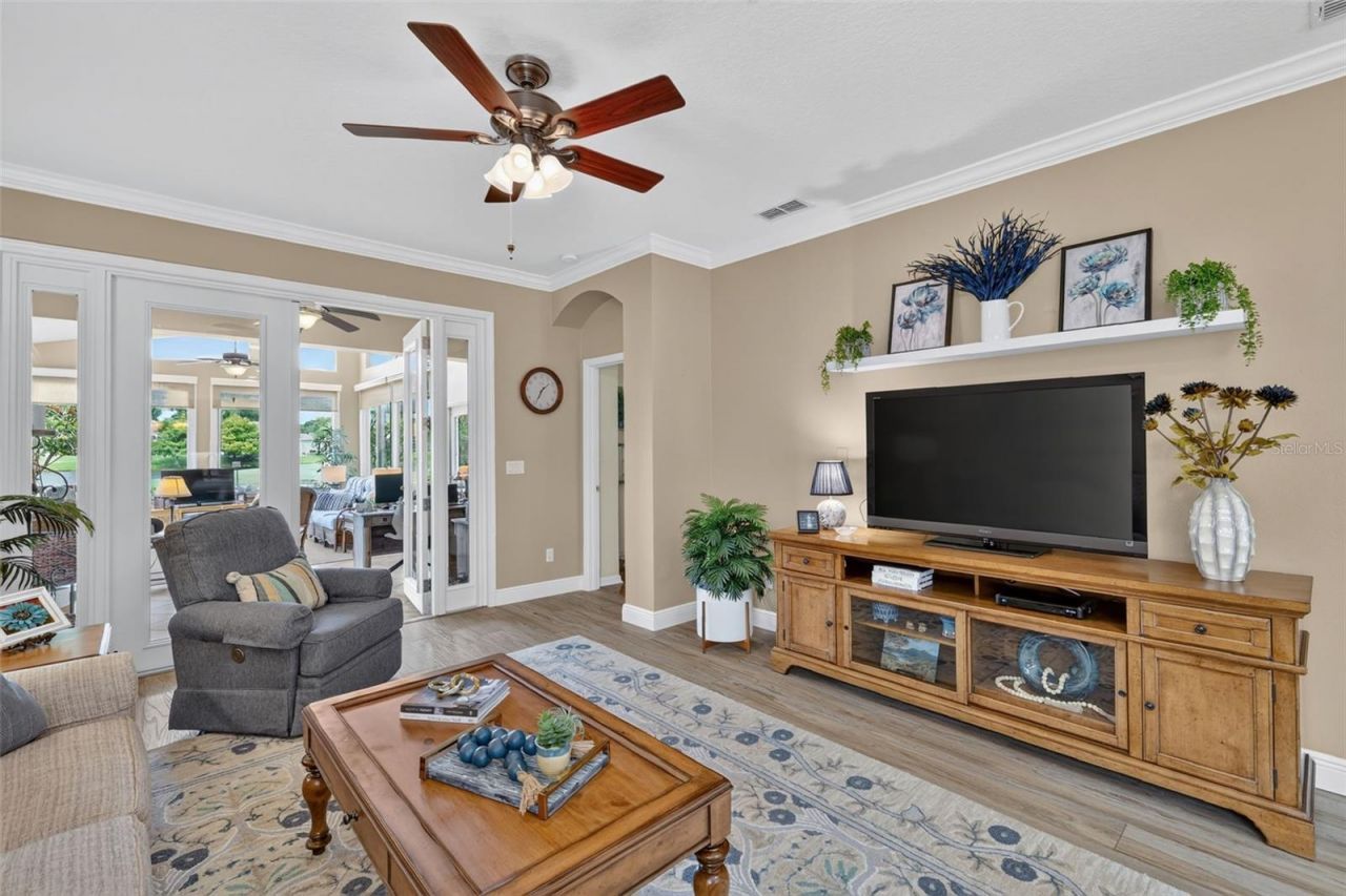 8021 Saint James Way, Mount Dora, FL 32757 Photo