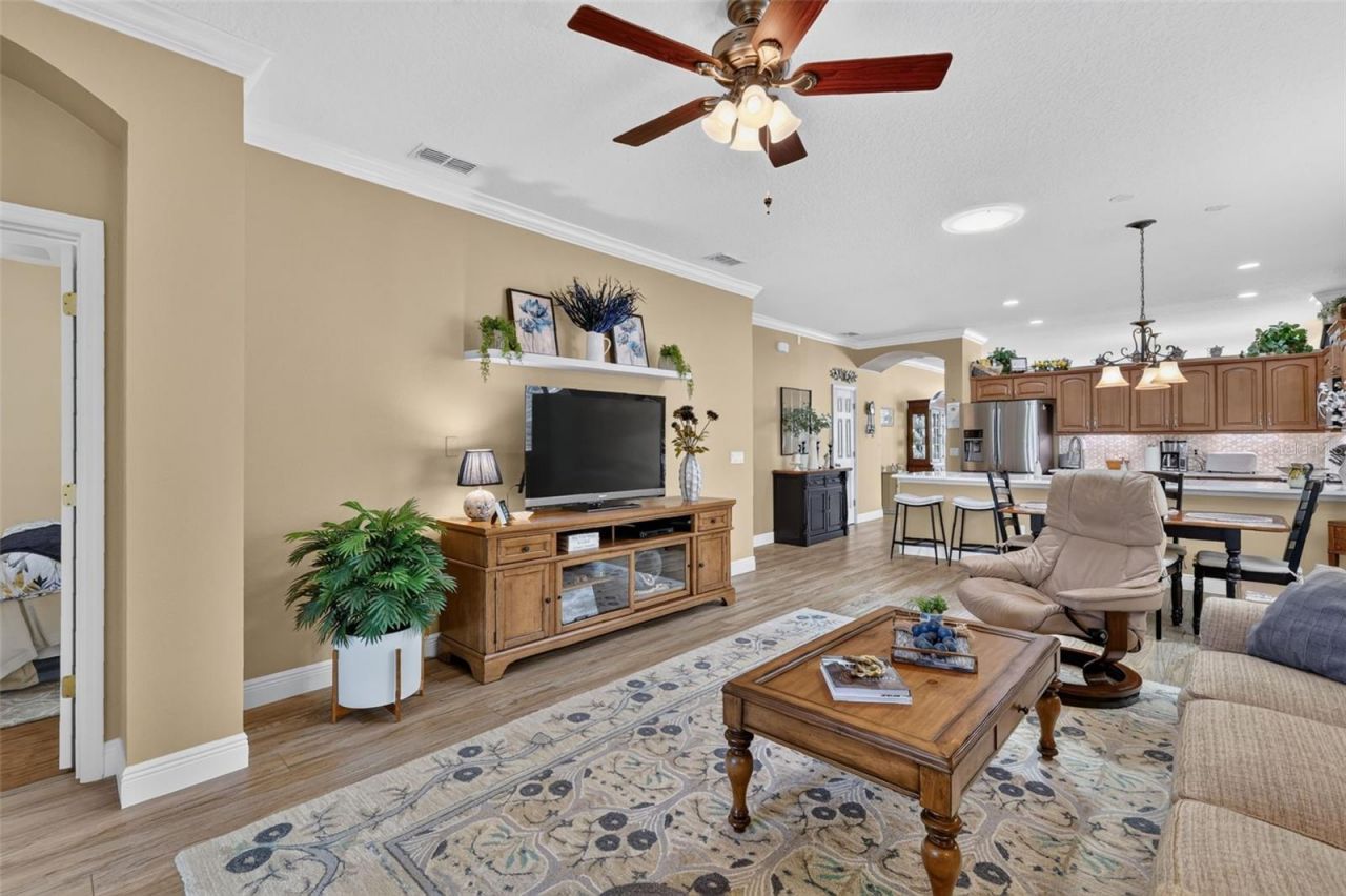 8021 Saint James Way, Mount Dora, FL 32757 Photo