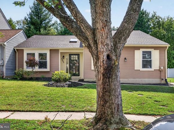 1004 JONATHAN LANE, MARLTON, NJ 08053
