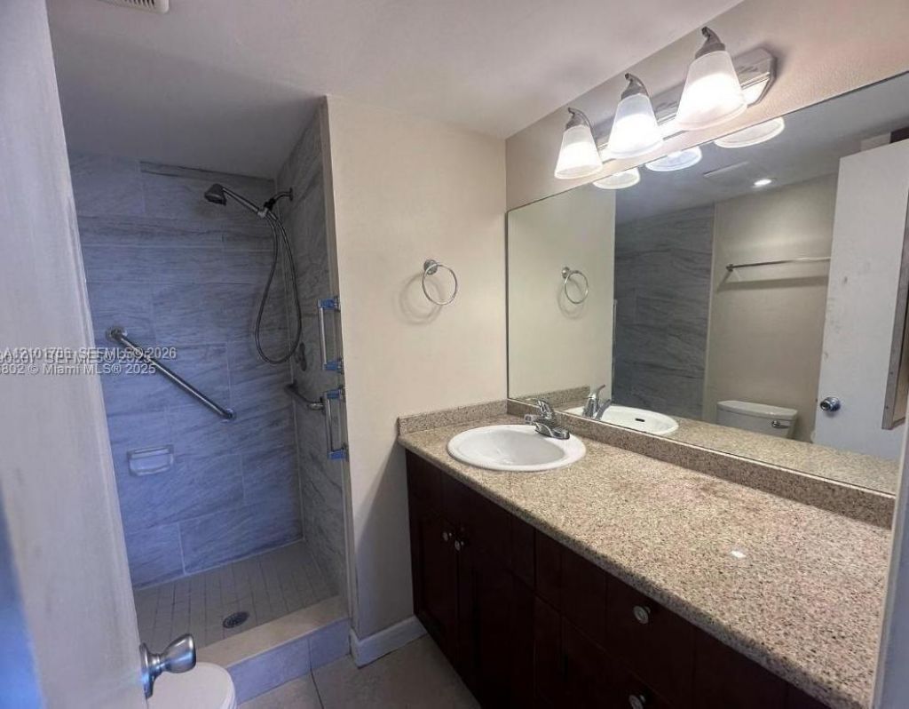 8400 Sunrise Lakes Blvd , Unit 310, Sunrise, FL 33322 Photo