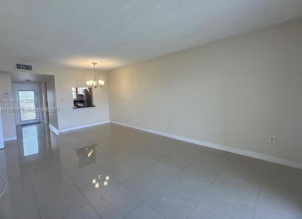 8400 Sunrise Lakes Blvd , Unit 310, Sunrise, FL 33322 Photo