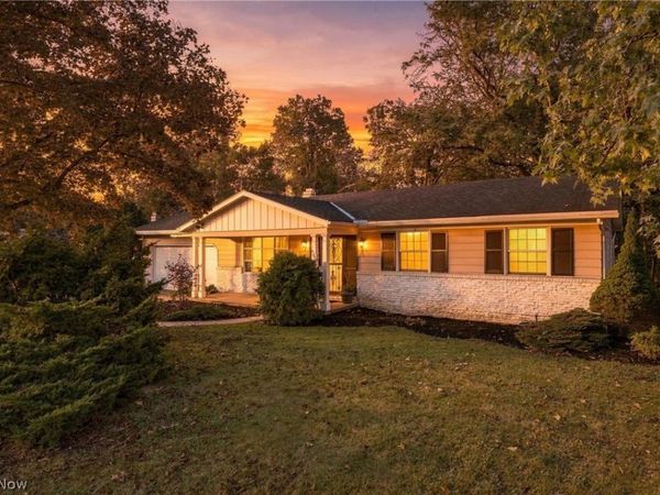 460 Rock Creek Run , Amherst, OH 44001
