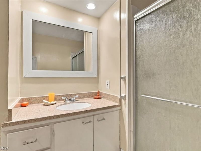 460 Rock Creek Run, Amherst, OH 44001 Photo 22