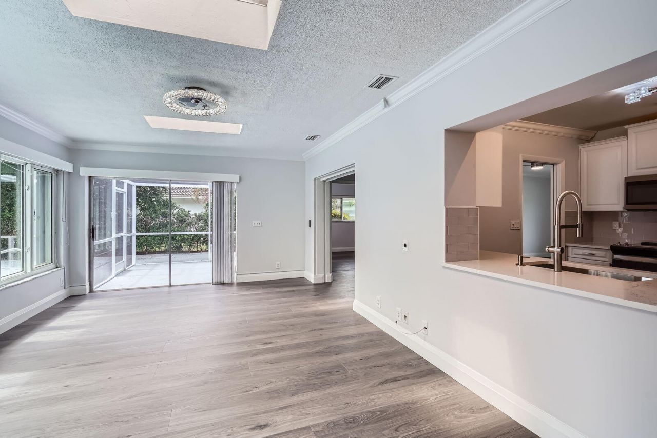 104 St Cloud Lane, Boca Raton, FL 33431 Photo