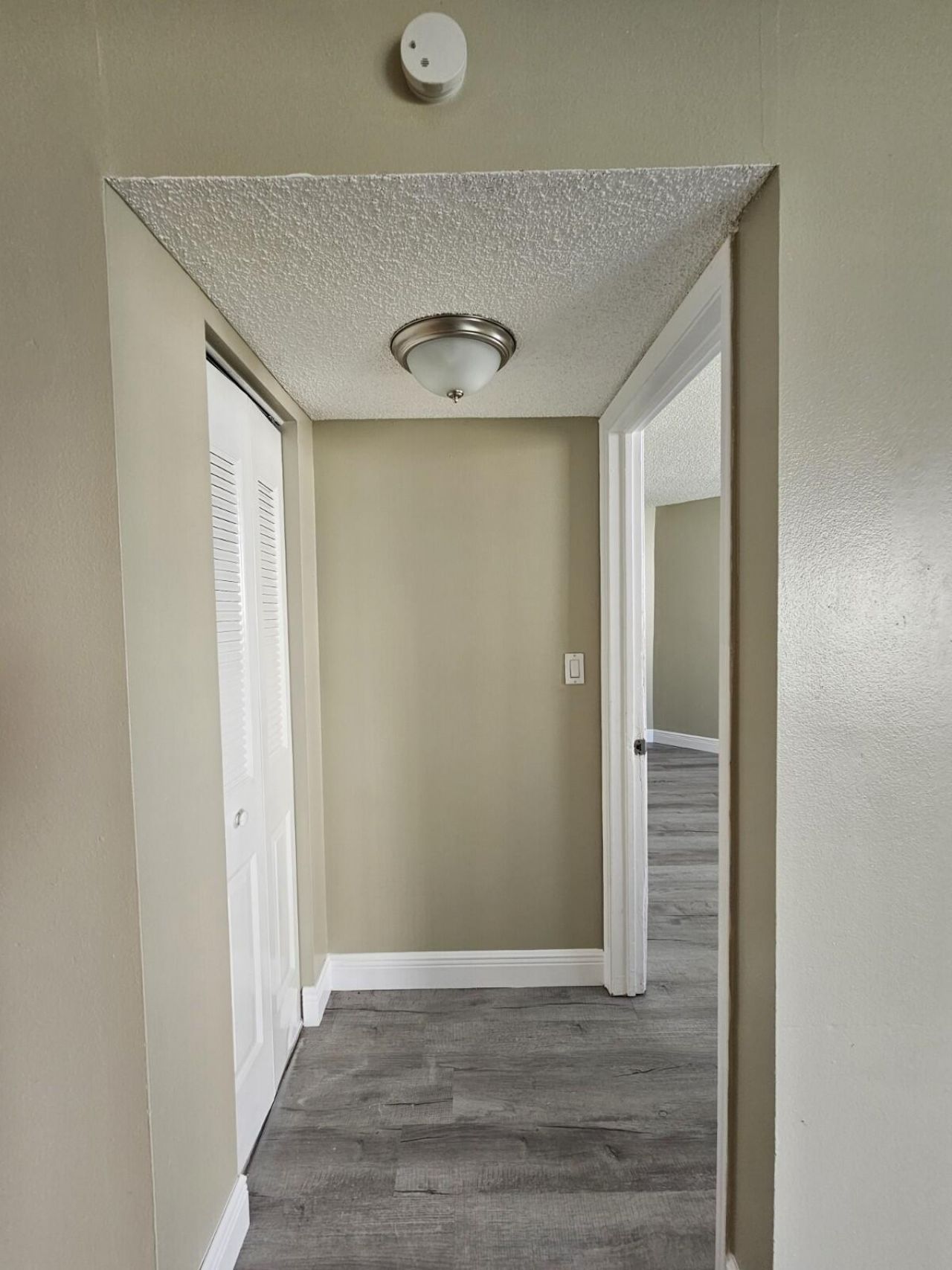 1820 N Congress Avenue, Unit 201, West Palm Beach, FL 33401 Photo