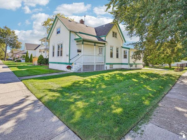 1265 Elm Street, Wyandotte, MI 48192