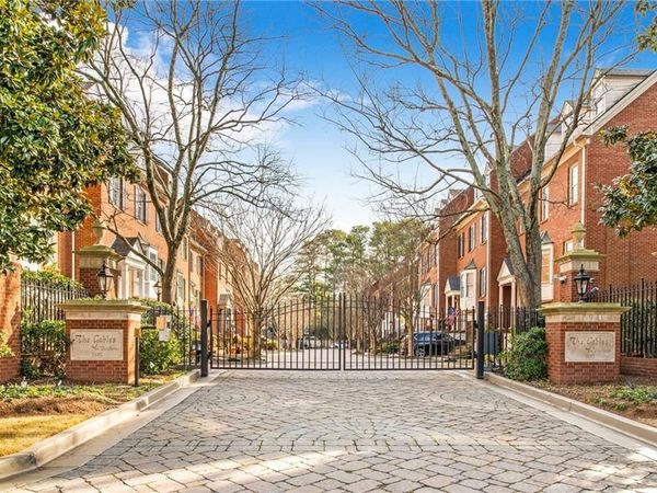 3685 Peachtree Road NE, Unit 10, Atlanta, GA 30319