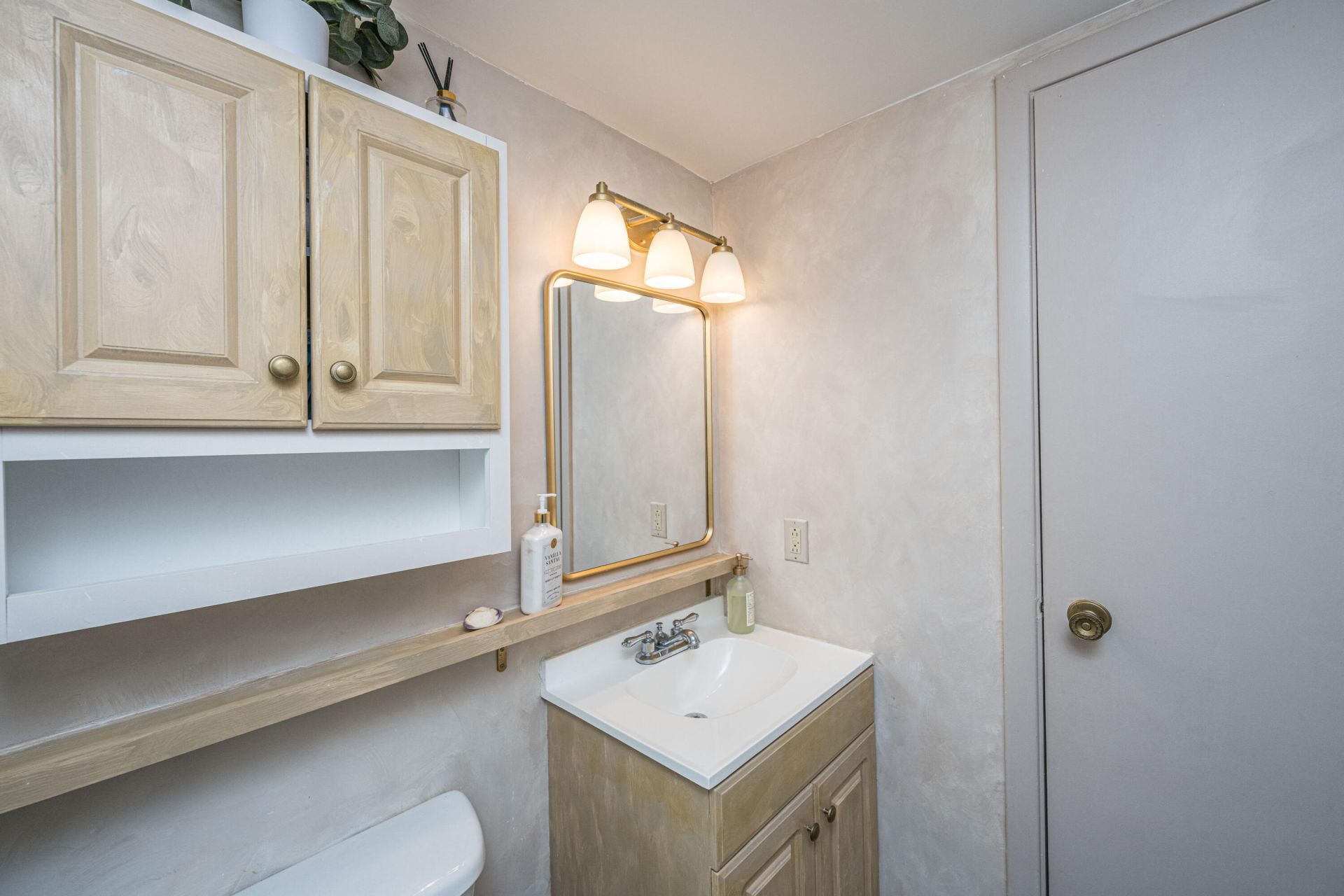 282 Driftwood Lane Photo 19