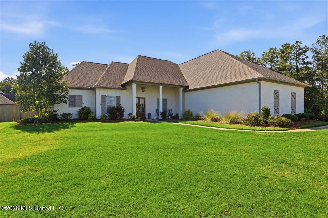 403 W Oak Circle, Madison, MS 39110 Main Photo