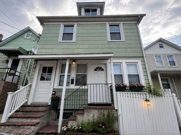 22 Ford Street , Unit 2, Glen Cove, NY 11542