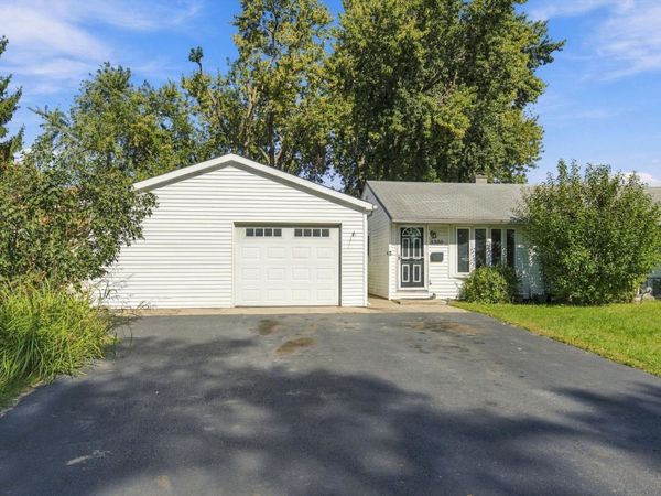 4200 W 90TH Street , Hometown, IL 60456