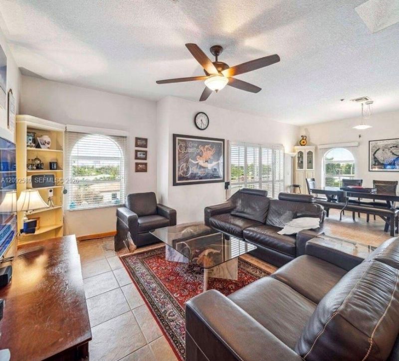 9008 Collins Ave , Unit 402, Surfside, FL 33154 Photo