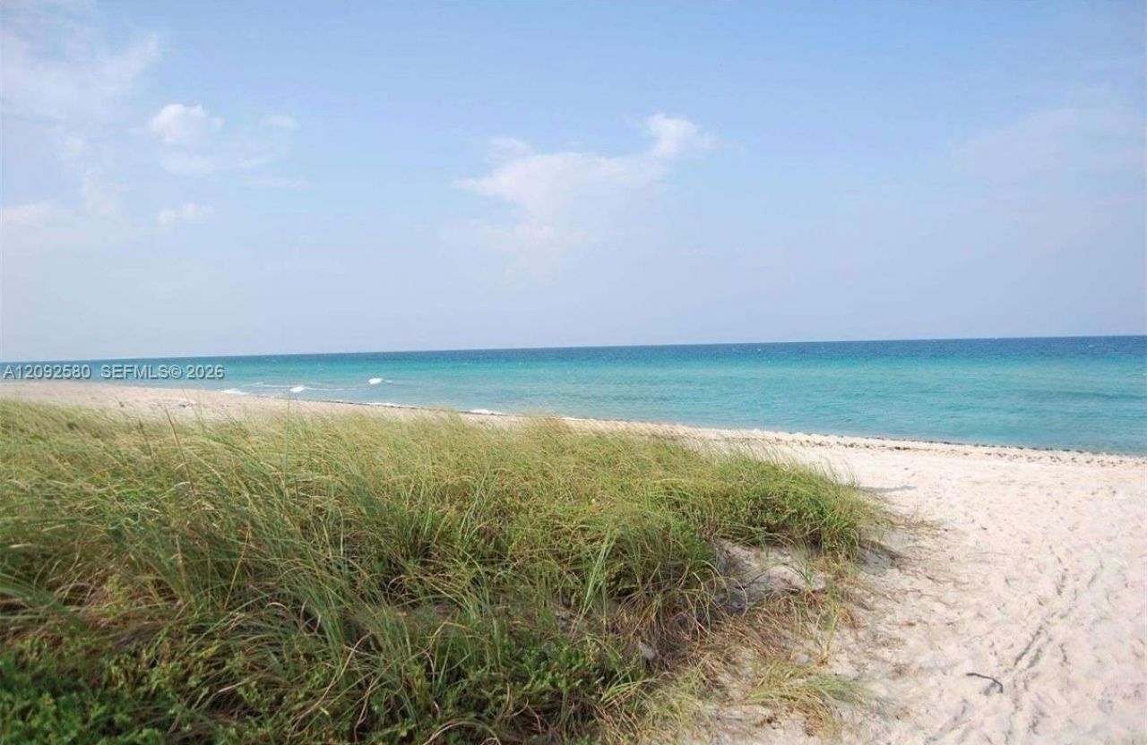 9008 Collins Ave , Unit 402, Surfside, FL 33154 Photo