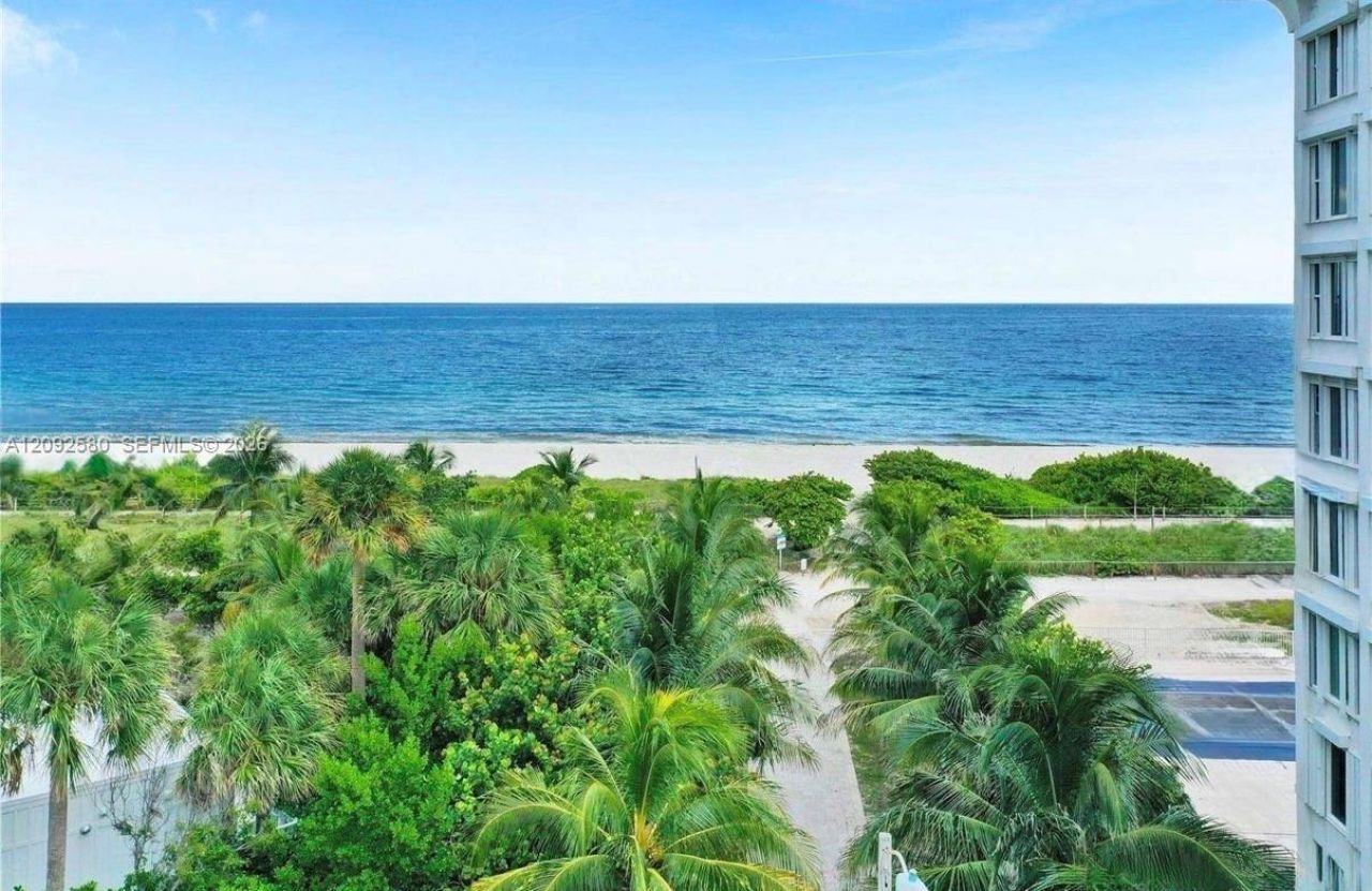 9008 Collins Ave , Unit 402, Surfside, FL 33154 Photo