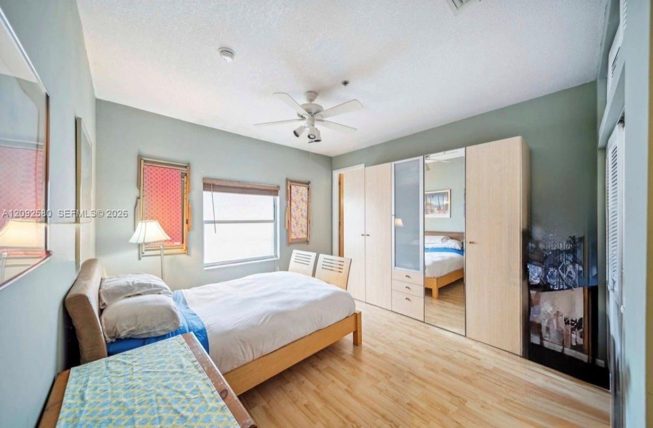 9008 Collins Ave , Unit 402, Surfside, FL 33154 Photo