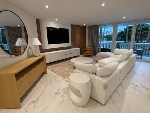 7000 Island Blvd , Unit BV-01, Aventura, FL 33160