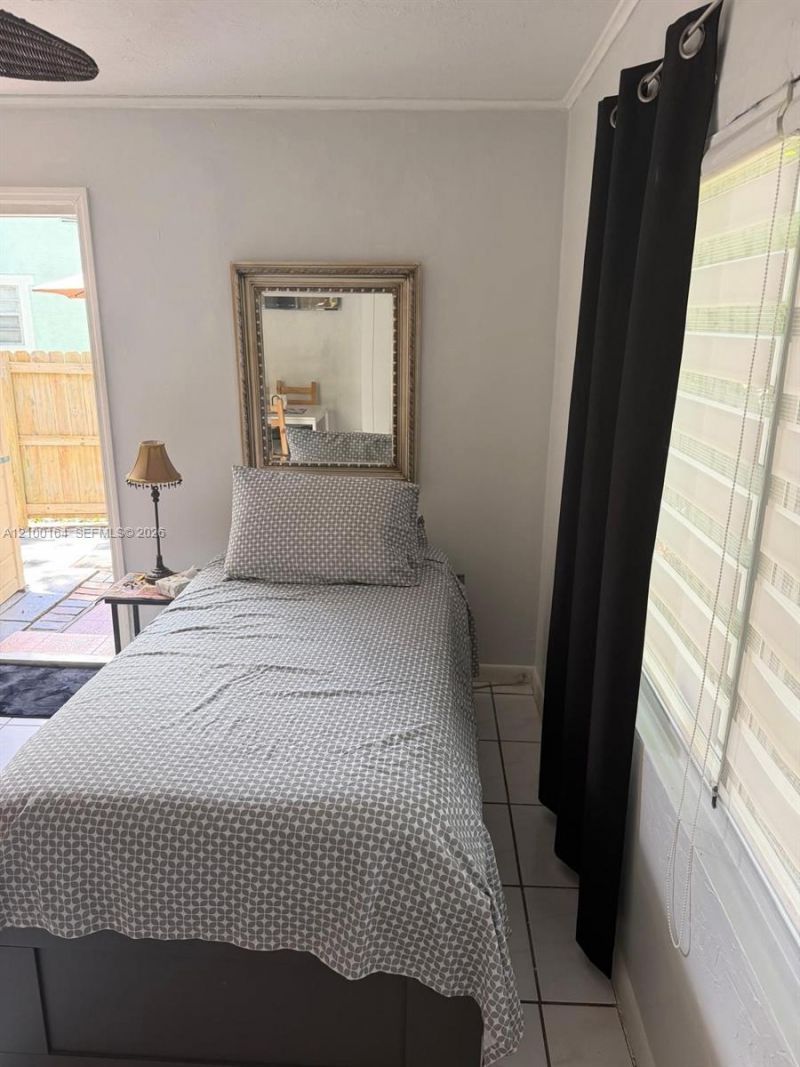 1570 NE 132nd Rd , Unit A, North Miami, FL 33161 Photo