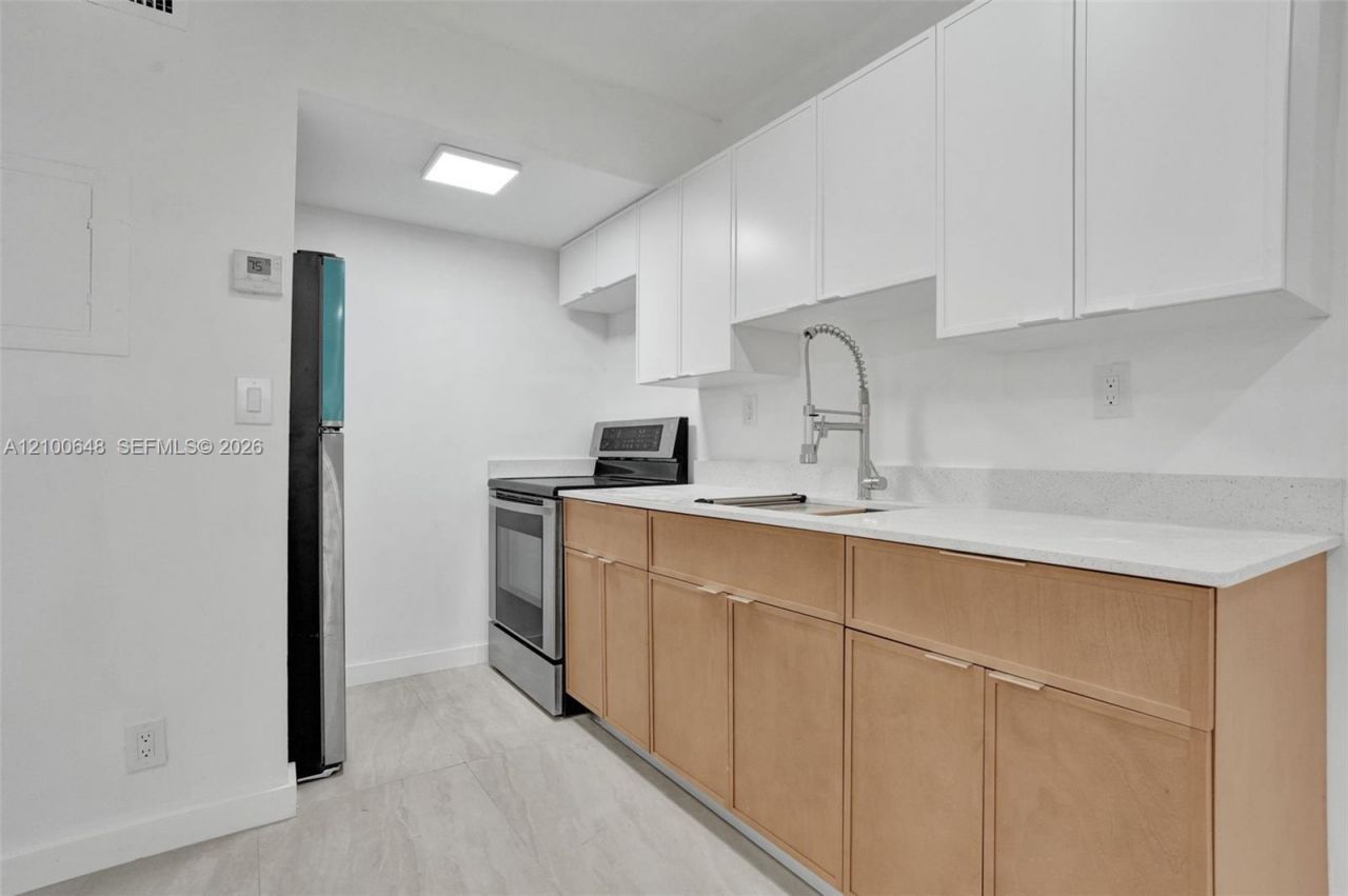 2018 NW 43rd Ter , Unit 8, Lauderhill, FL 33313 Photo