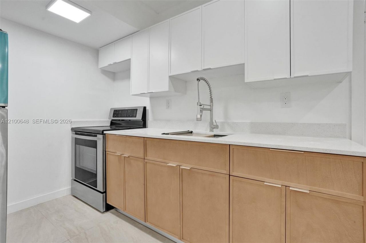 2018 NW 43rd Ter , Unit 8, Lauderhill, FL 33313 Photo
