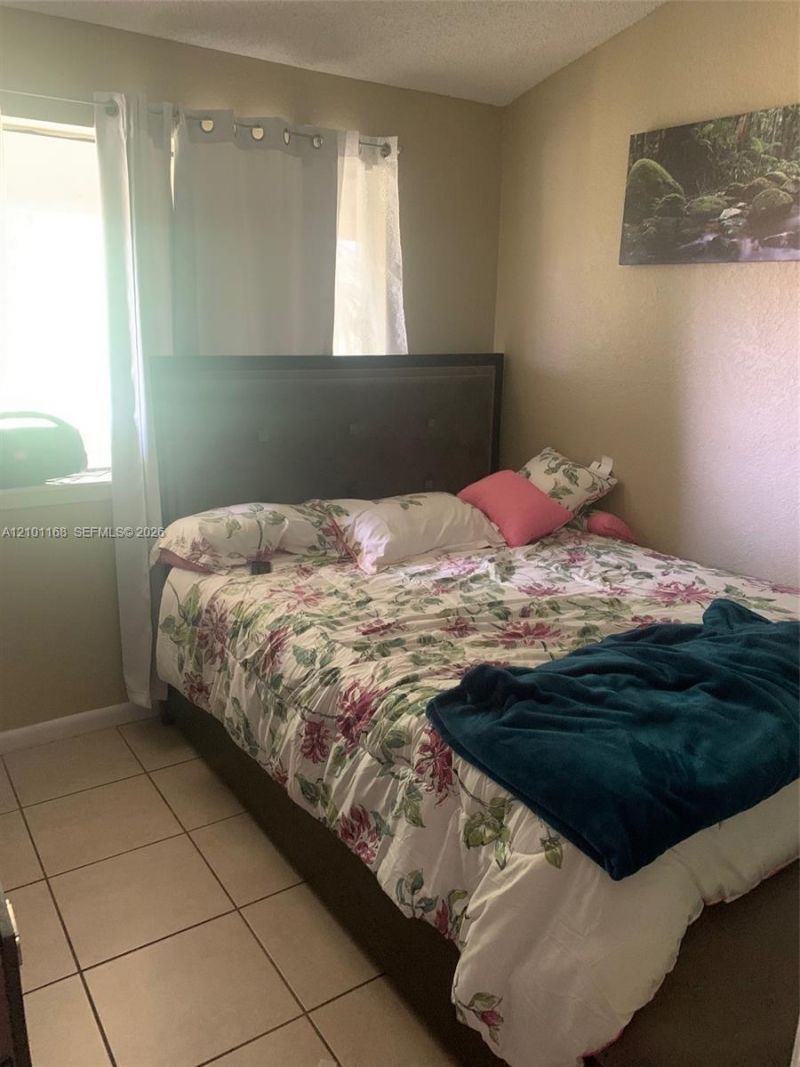 300 Nottingham Cir , Unit J, Greenacres, FL 33463 Photo