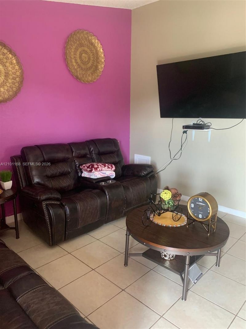 300 Nottingham Cir , Unit J, Greenacres, FL 33463 Photo