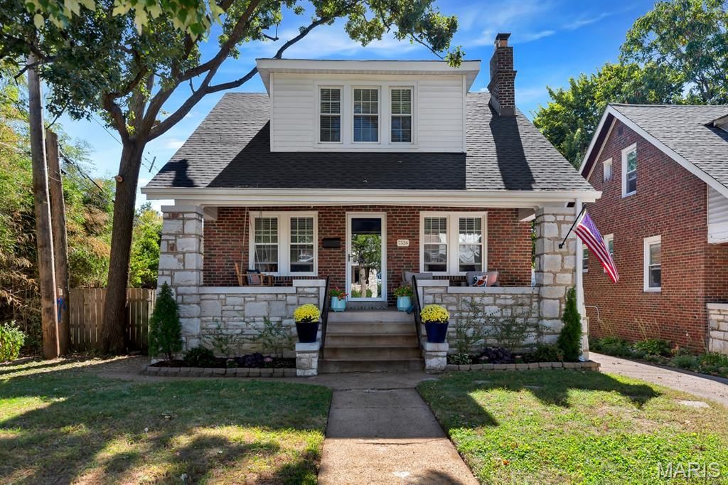 7526 Lovella Avenue, Saint Louis, MO 63117 Main Photo