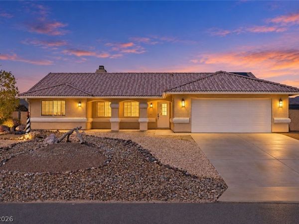 5380 E Chasemoor Street, Pahrump, NV 89061