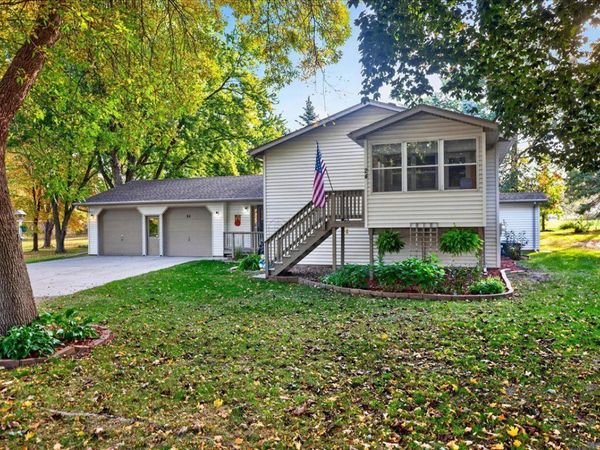 24 Willow Circle, Annandale, MN 55302
