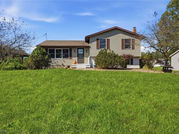 2235 McClintocksburg Road, Deerfield, OH 44411